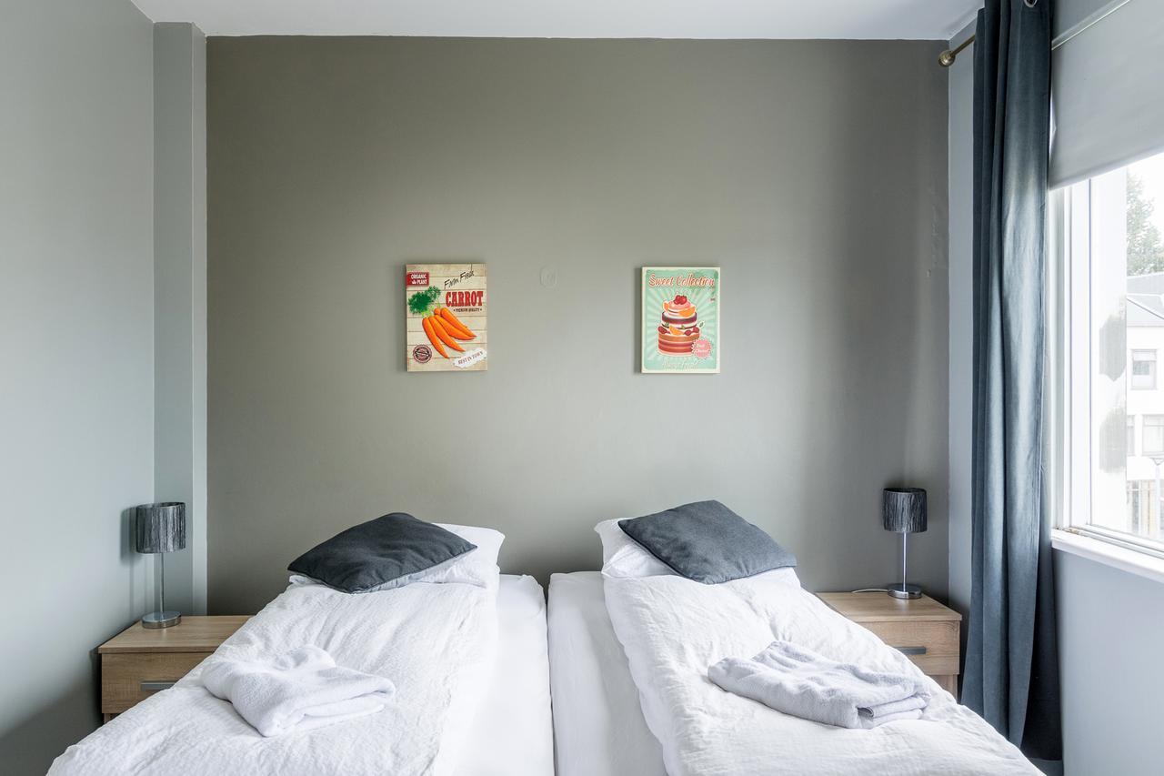 Town Square Guesthouse Акурейри Екстериор снимка